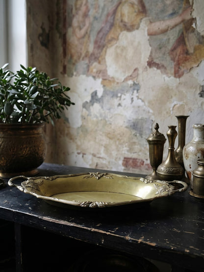 Vintage Schale im Louis XV Stil aus vergoldetem Metall mit Rocaille Dekor