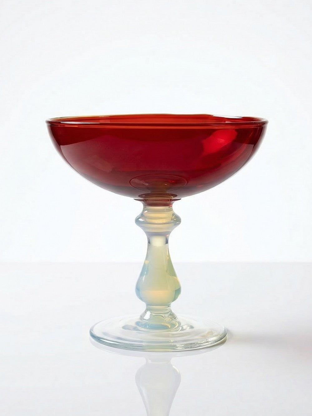 Vintage Schale aus venezianischem Glas rot und opalin mit Seifenblasenmotiv
