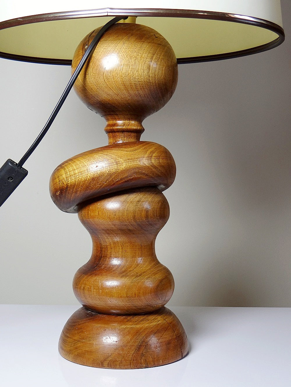 Vintage Tischlampe Holzring beige creme gold braun schwarz
