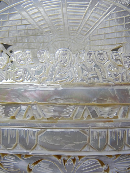 Vintage Votivtafel "The Last Supper" aus Bethlehem, Perlmutt geschnitzt und durchbrochen