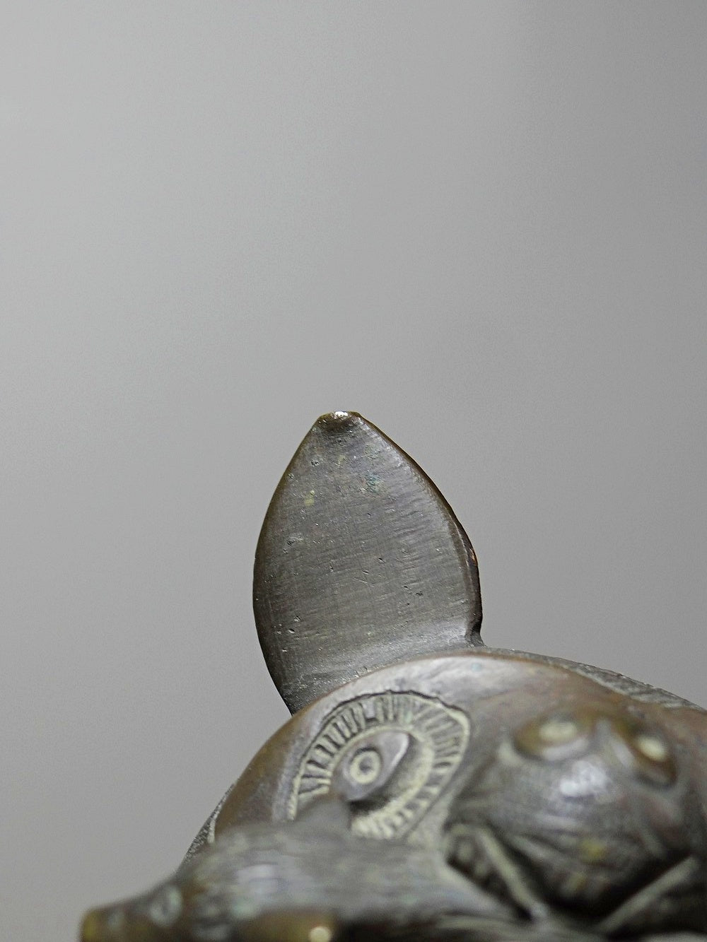 Vintage Bronzefigur Löwe oder Hyäne aus Benin Dahomey Cotonou BraunKunst