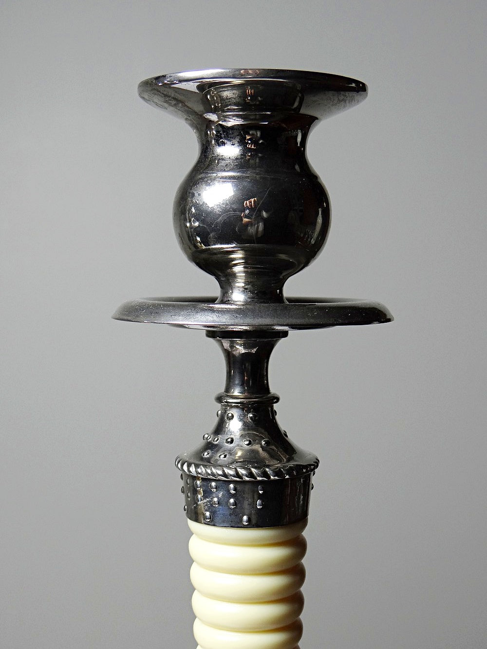 Vintage Kerzenleuchter Set von 2 silberfarben, elfenbeinfarben, Metall, Kunststoff