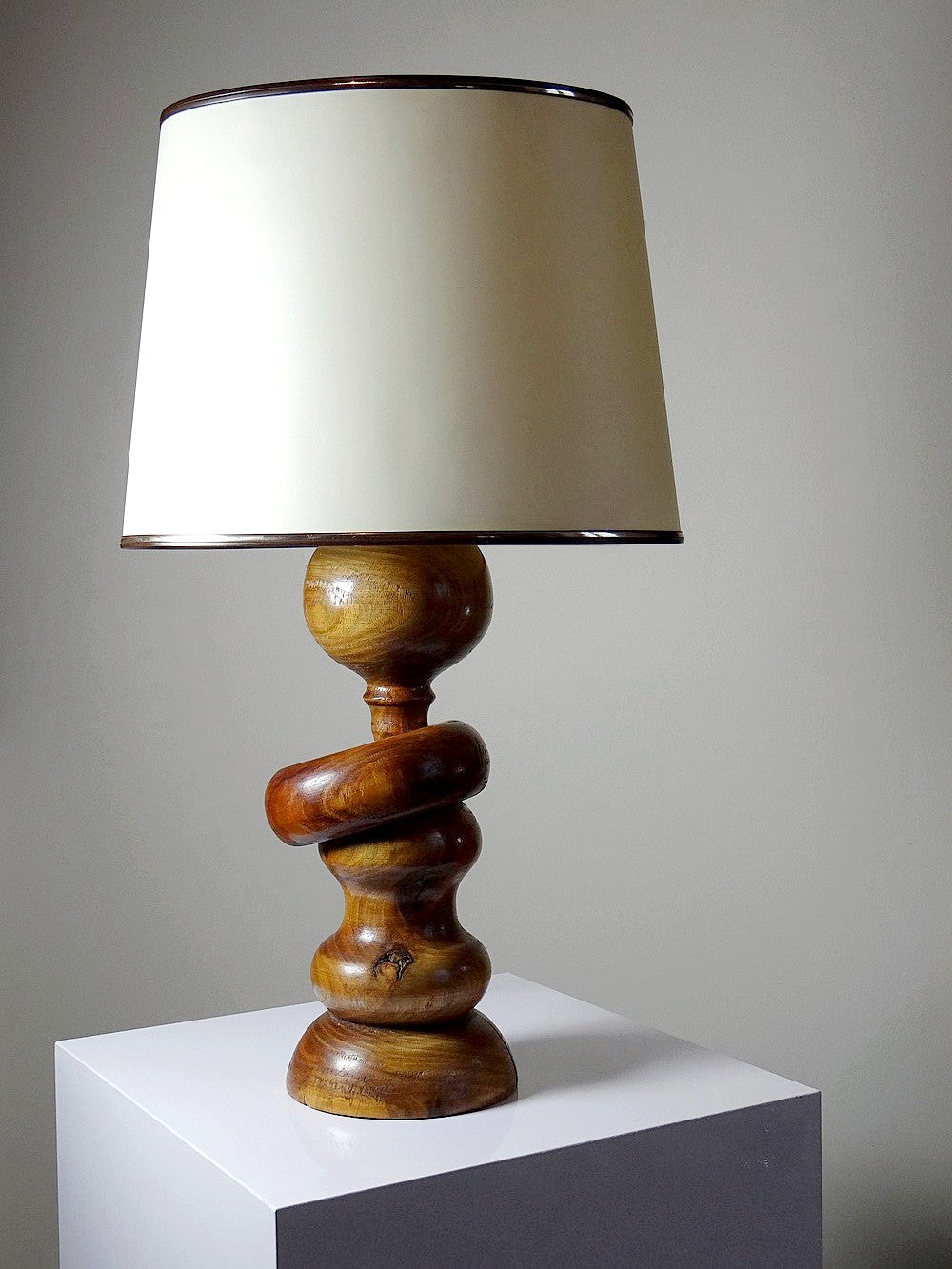 Vintage Tischlampe Holzring beige creme gold braun schwarz