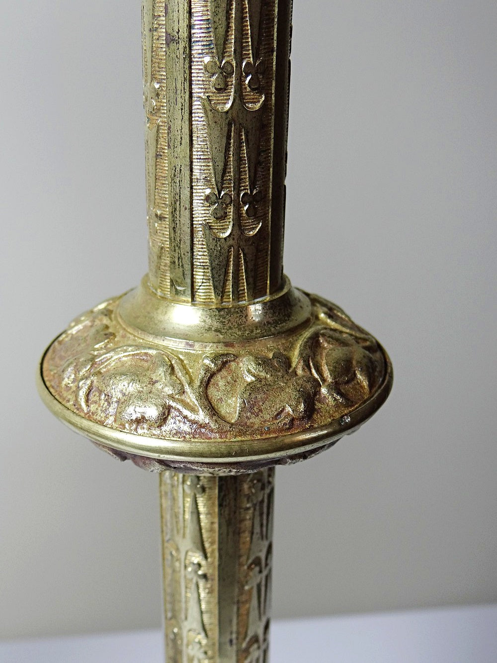 Vintage Kerzenleuchter Set von 2 Bronze vergoldet Gothic Stil XIXe Gold Vintage Dekoration