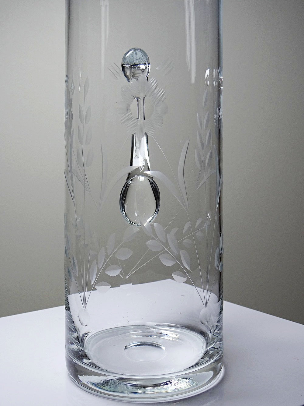 Vintage Krug aus Kristallglas floral durchsichtig farblos Geschirr