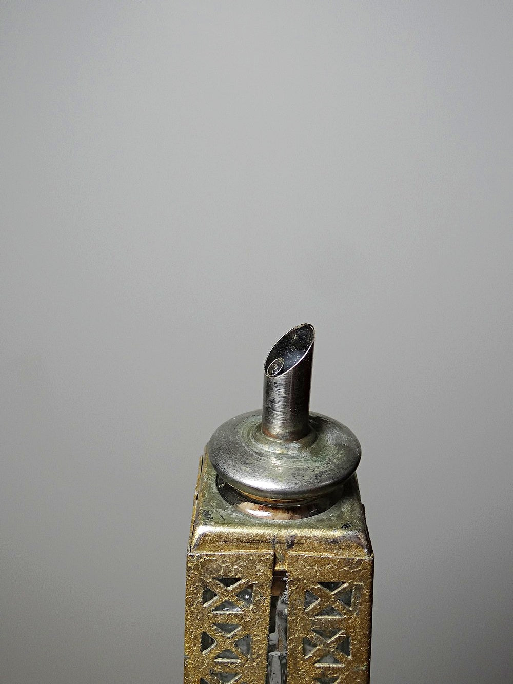 Vintage Likörflasche "Le Fiacre" Eiffelturm mit Spieluhr aus Japan