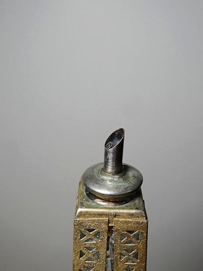 Vintage Likörflasche "Le Fiacre" Eiffelturm mit Spieluhr aus Japan