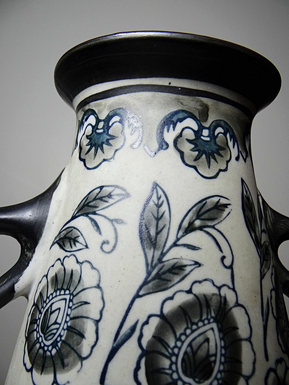 Vintage Vase Art Déco 1920-40, Jugendstil und Chinoiserie Dekor Beige
