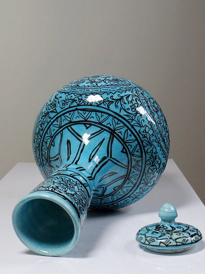 Vintage Vase Iznik Türkis von persisch Schwarzdekor Glasurkeramik