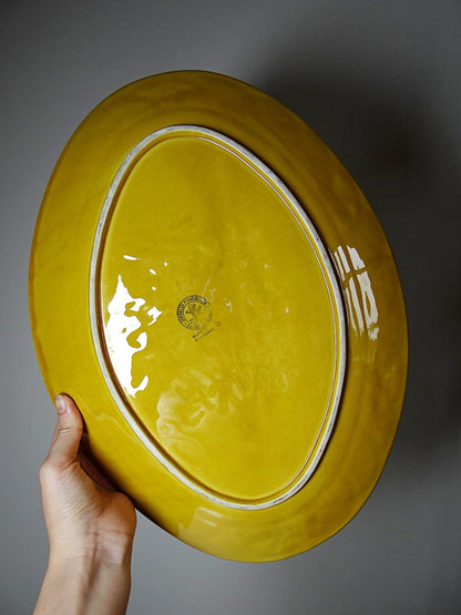 Vintage Servierplatte von Bordallo Pinheiro gelbe Fayence Barbotine Portugal 1970-1980