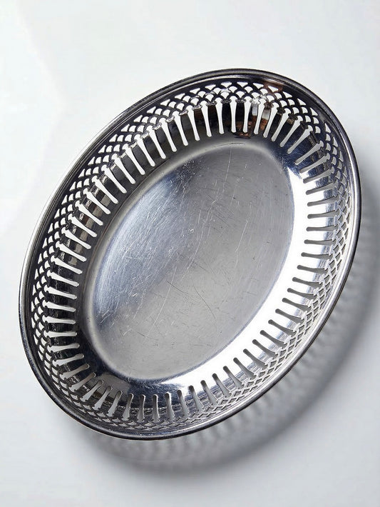 Vintage Brotkorb oval aus Metall versilbert, durchbrochen, 1950er-1970er