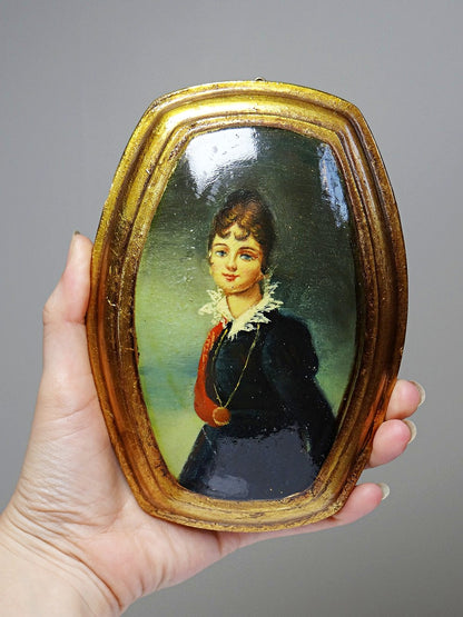 Vintage Dekoration Medaillon Porträt Venedig Öl auf gewölbtem Holz schwarz