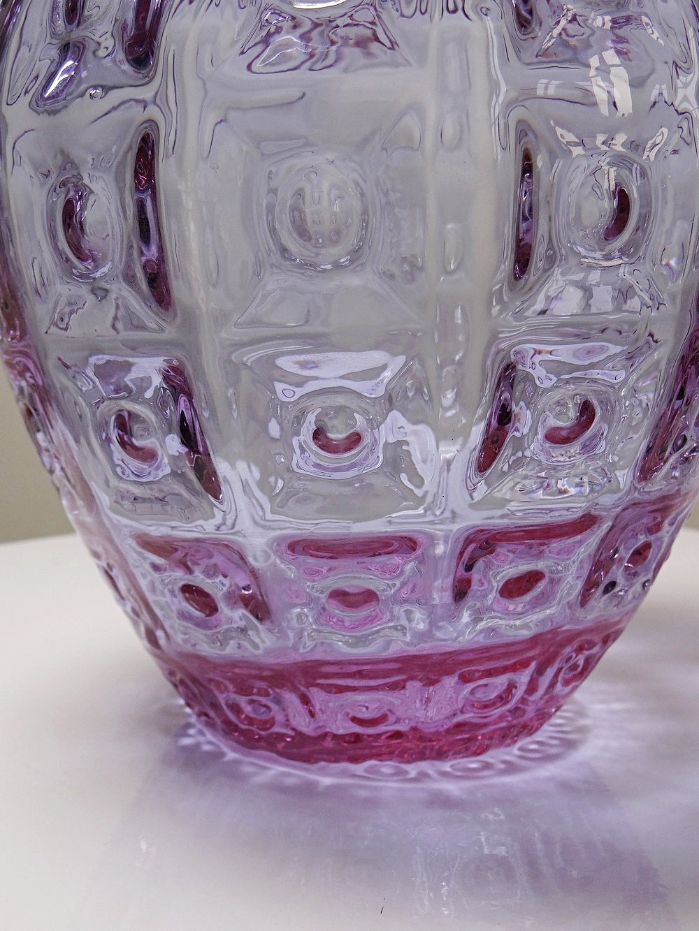 Vintage Vase Alexandrite Empoli blau bis rosa texturiert
