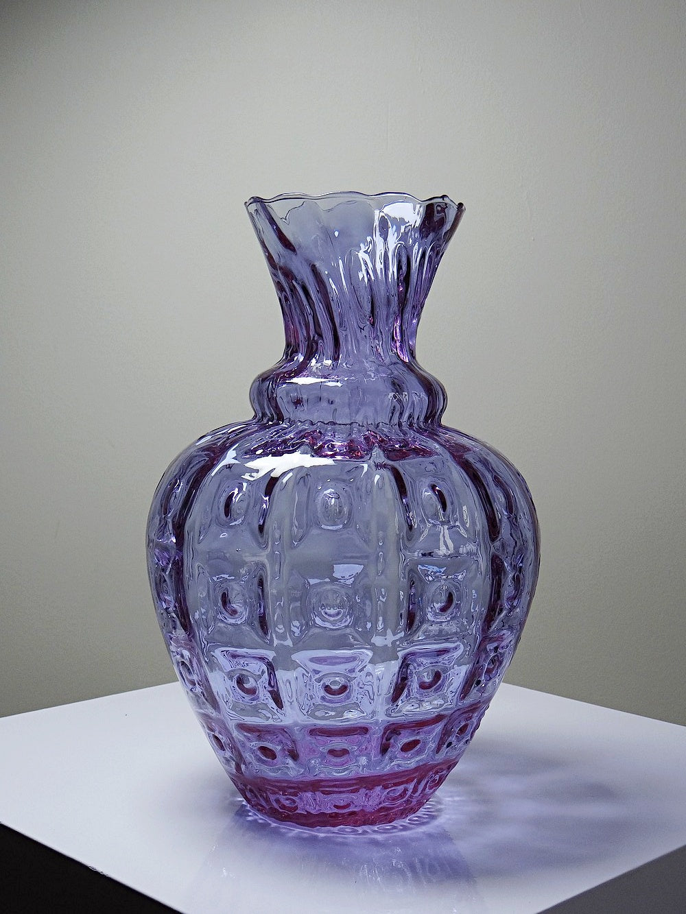 Vintage Vase Alexandrite Empoli blau bis rosa texturiert