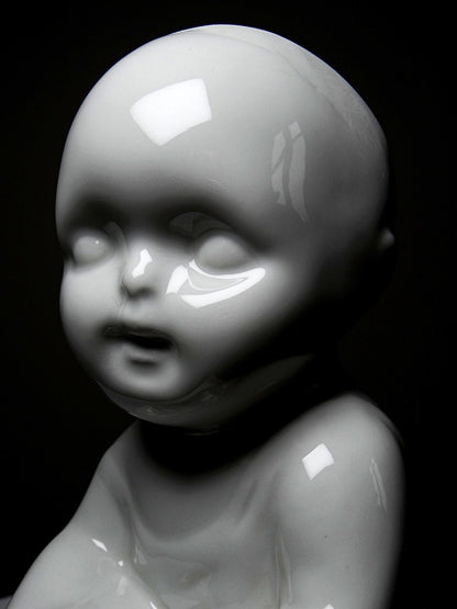 Vintage Porzellanfigur von UC Limoges Weiß Kunstobjekt