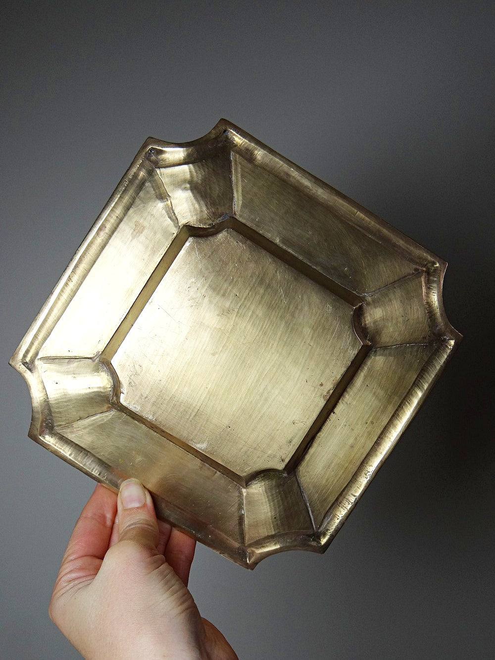 Vintage Art déco Leerschale oder Aschenbecher aus Messing, geometrisch, 1930er-1940er