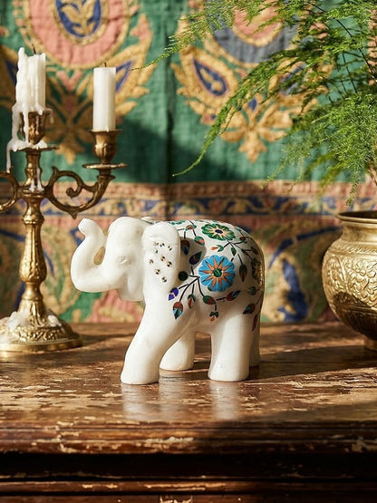 Vintage Deko Elefant aus Alabaster mit Steineinlagen, indisches Kunsthandwerk, Weiß