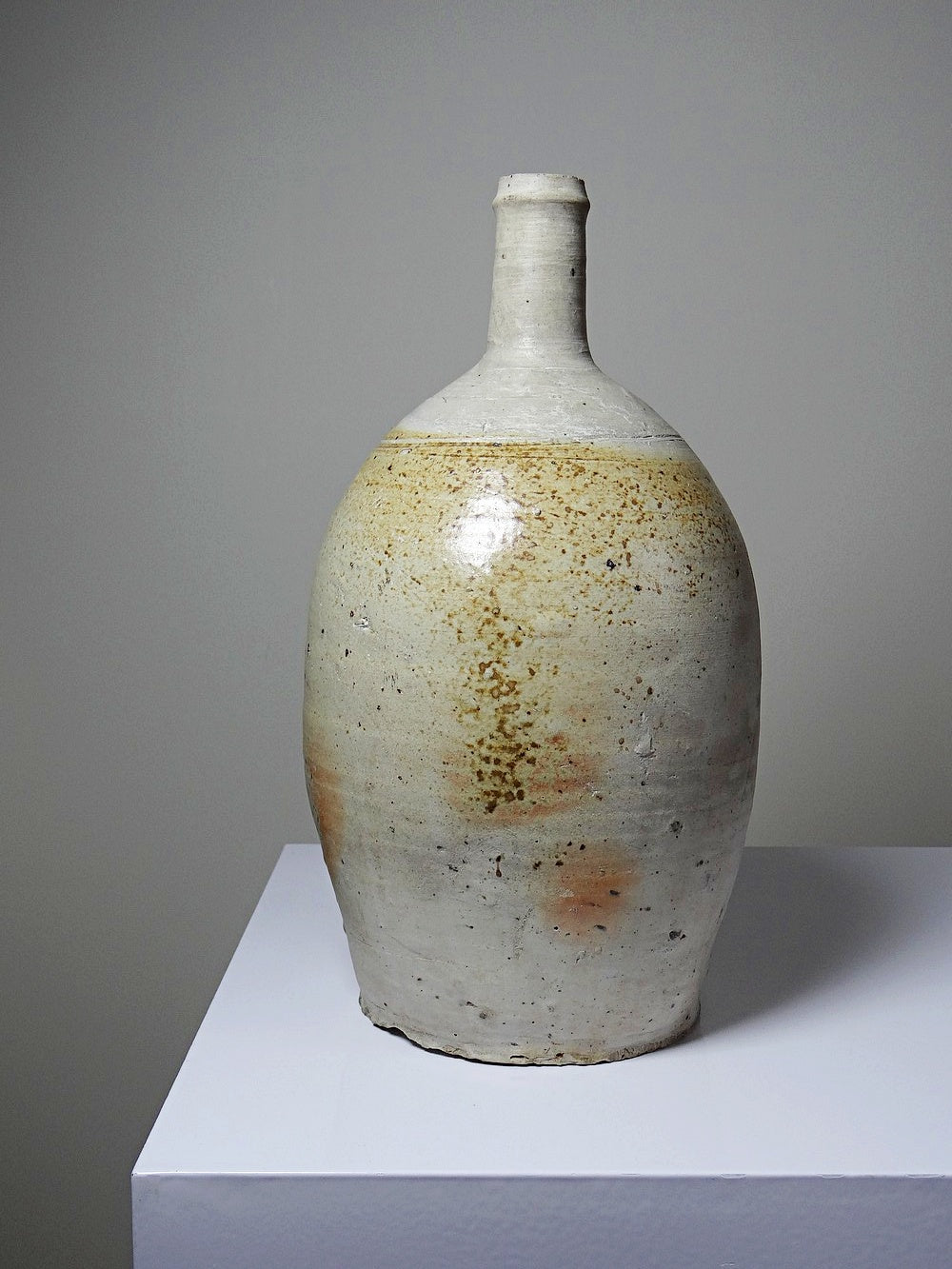 Vintage Steingut Korbflasche aus Puisaye mit Aschelasur