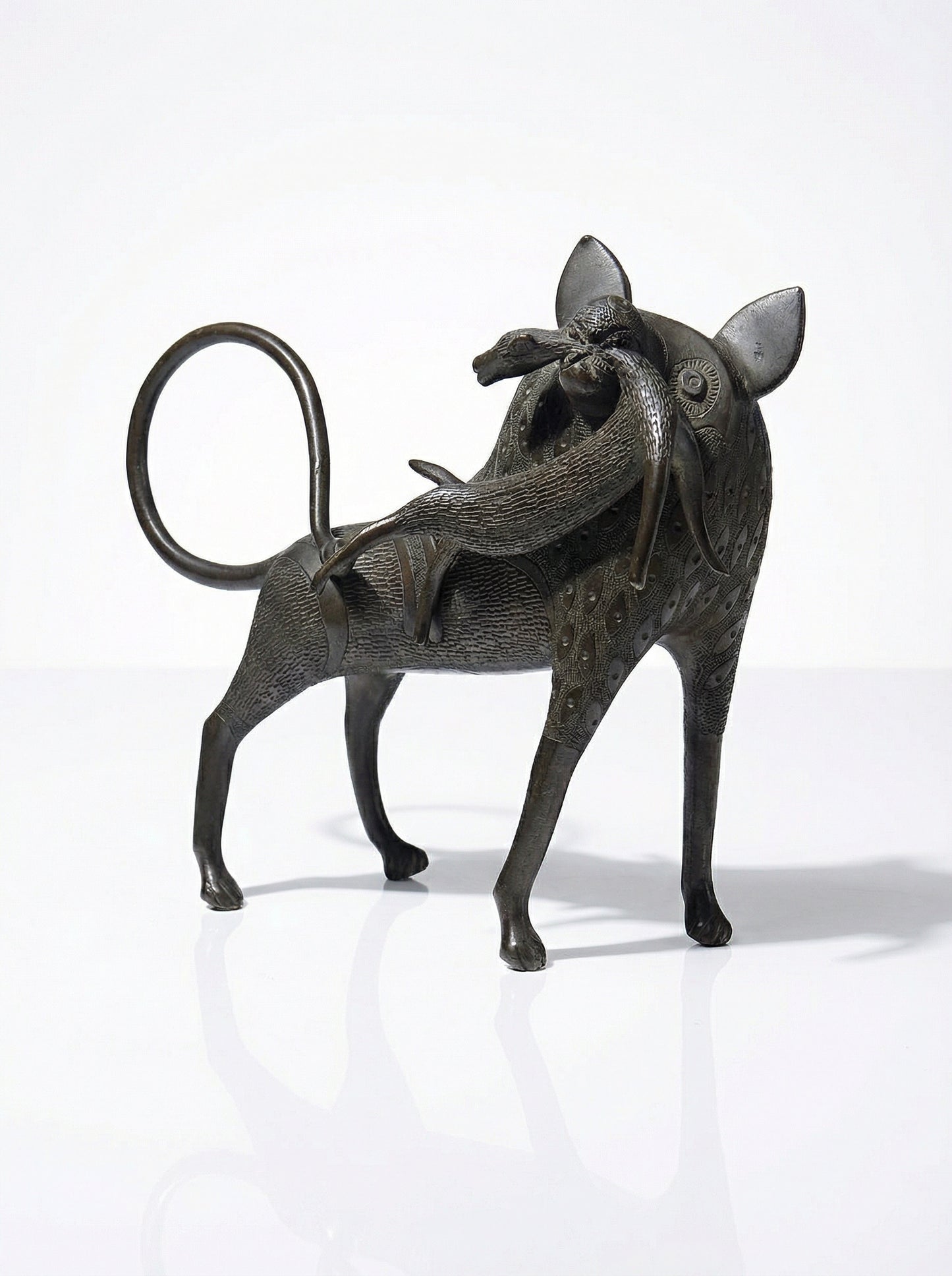 Vintage Bronzefigur Löwe oder Hyäne aus Benin Dahomey Cotonou BraunKunst
