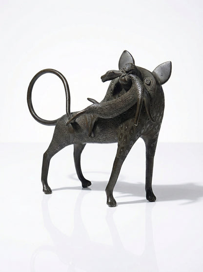 Vintage Bronzefigur Löwe oder Hyäne aus Benin Dahomey Cotonou BraunKunst