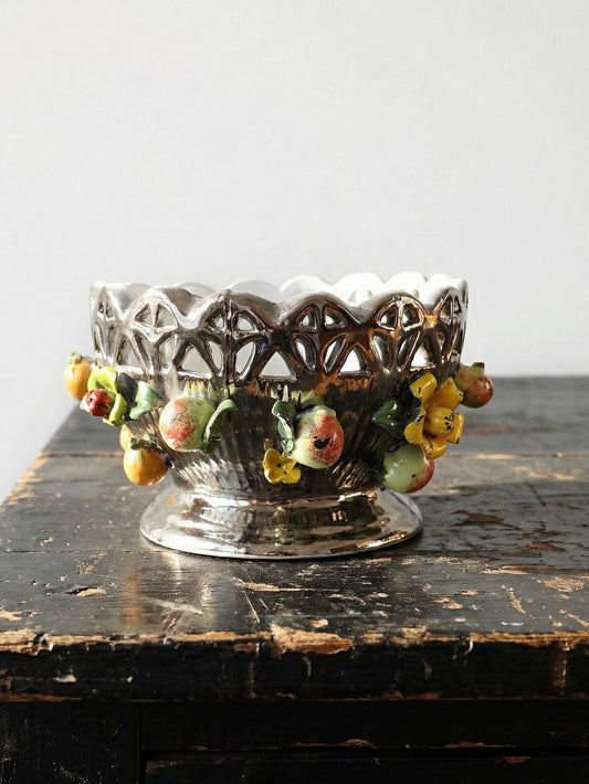 Vintage Servierschale aus silberglasierter Porzellan mit Durchbruchdekor Früchte Blumen