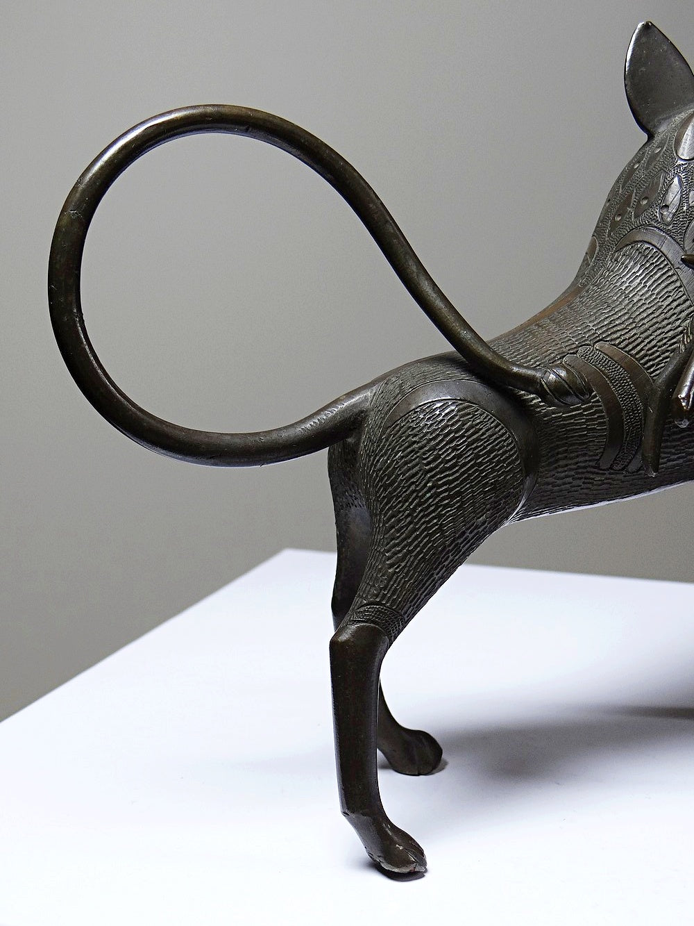 Vintage Bronzefigur Löwe oder Hyäne aus Benin Dahomey Cotonou BraunKunst