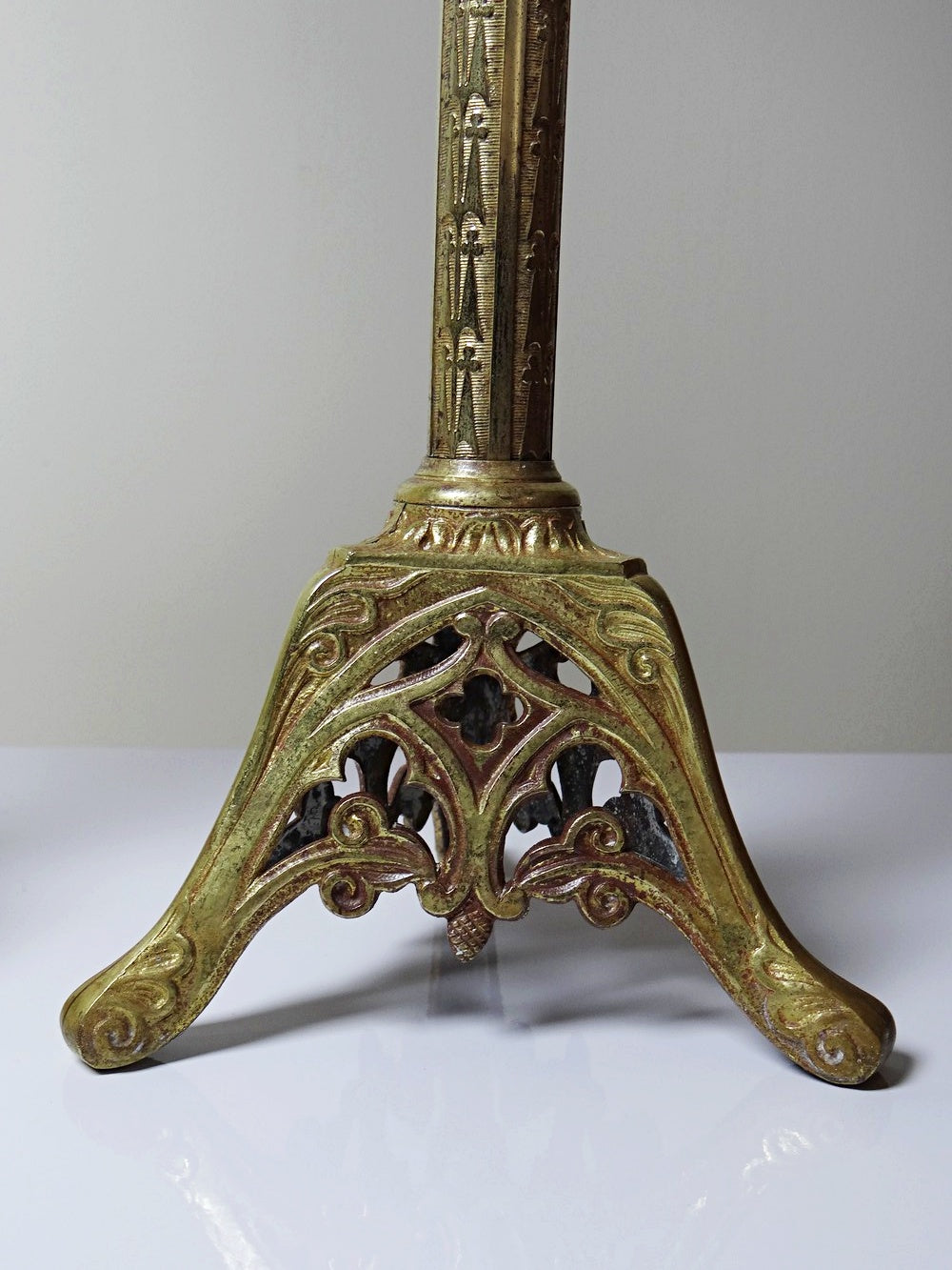 Vintage Kerzenleuchter Set von 2 Bronze vergoldet Gothic Stil XIXe Gold Vintage Dekoration