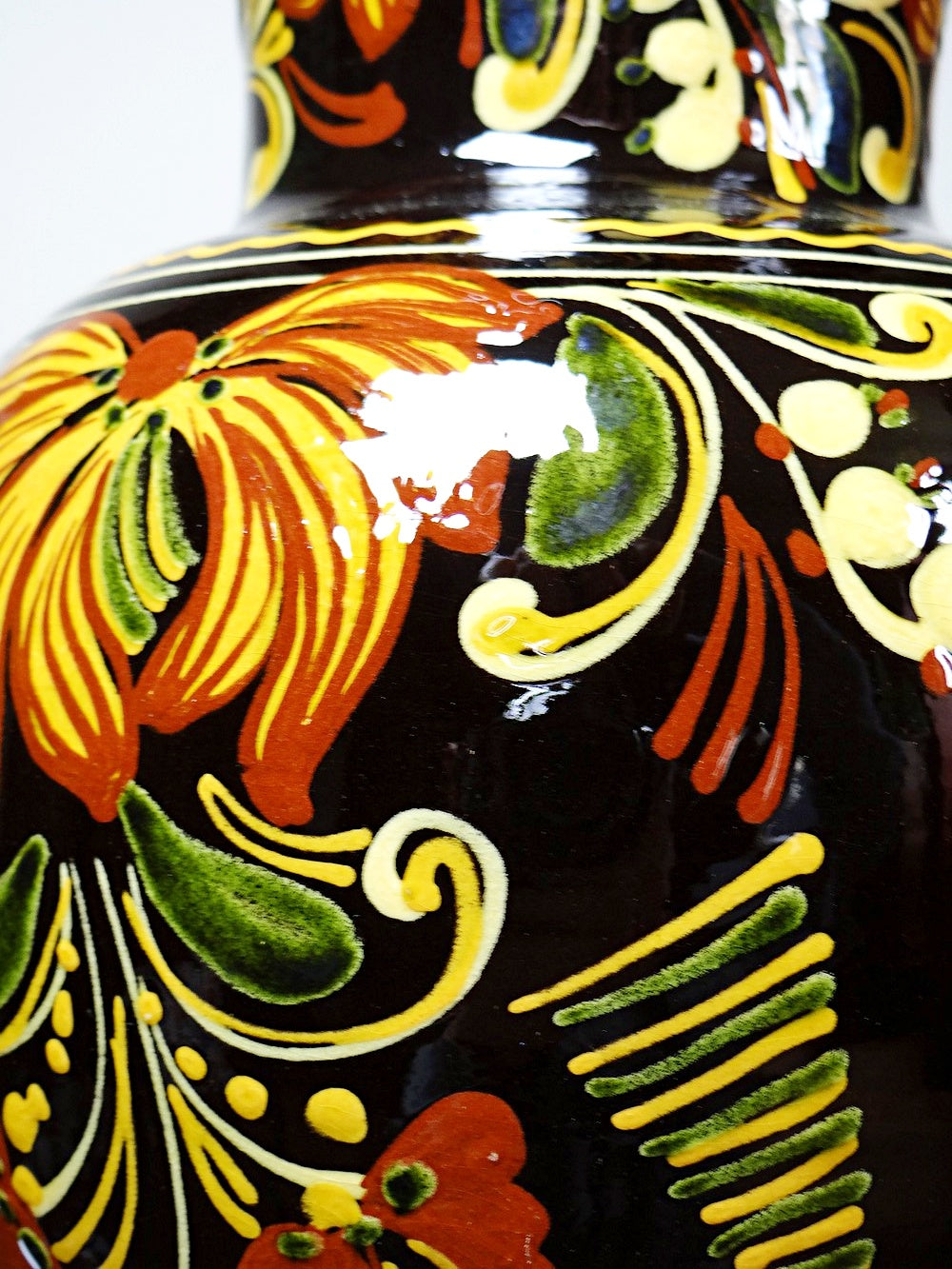 Vintage Vase MHV Hungarn handglasiert