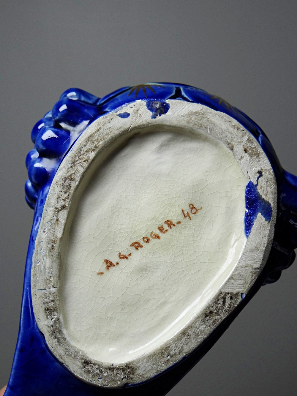 Vintage Kerzenhalter von A.G. Roger bordeauxrot blau gold Dekor Keramik 1948