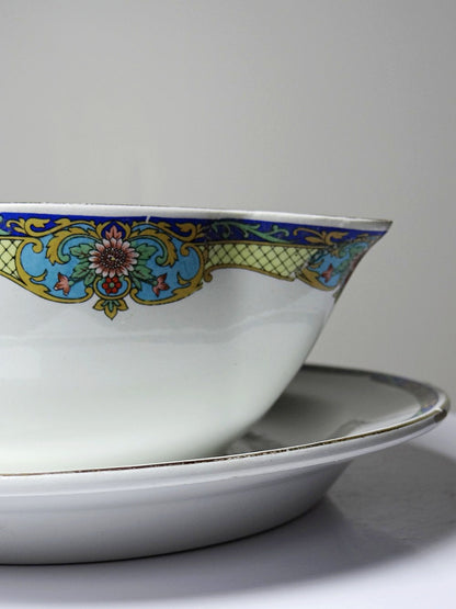Vintage Sauciere Lunéville Opaque von Lunéville für France polychromes Dekor