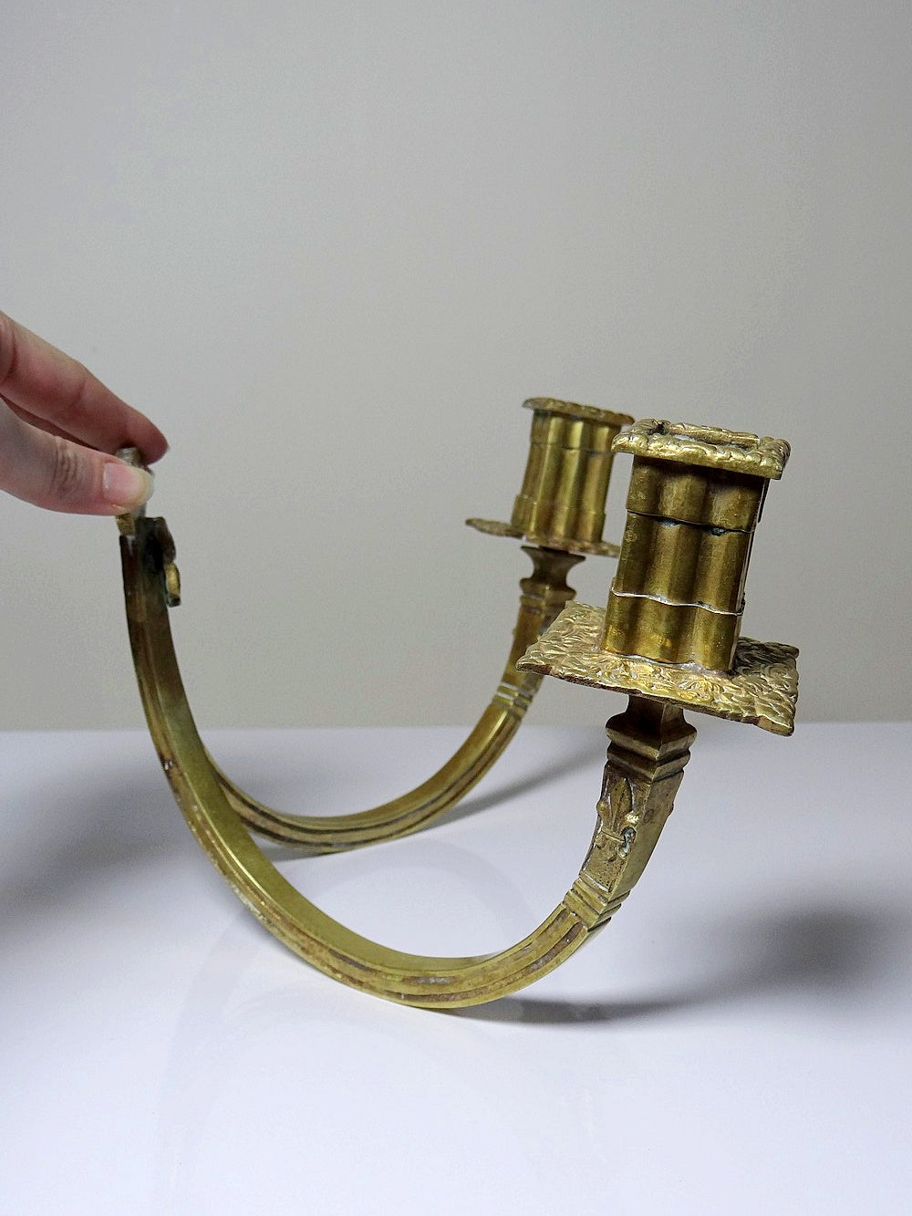 Vintage Wandkerzenhalter "à la financière" 2-flammig aus vergoldeter Bronze