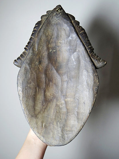 Vintage Wandmaske im Punu Tsangui Stil aus geschnitztem Holz