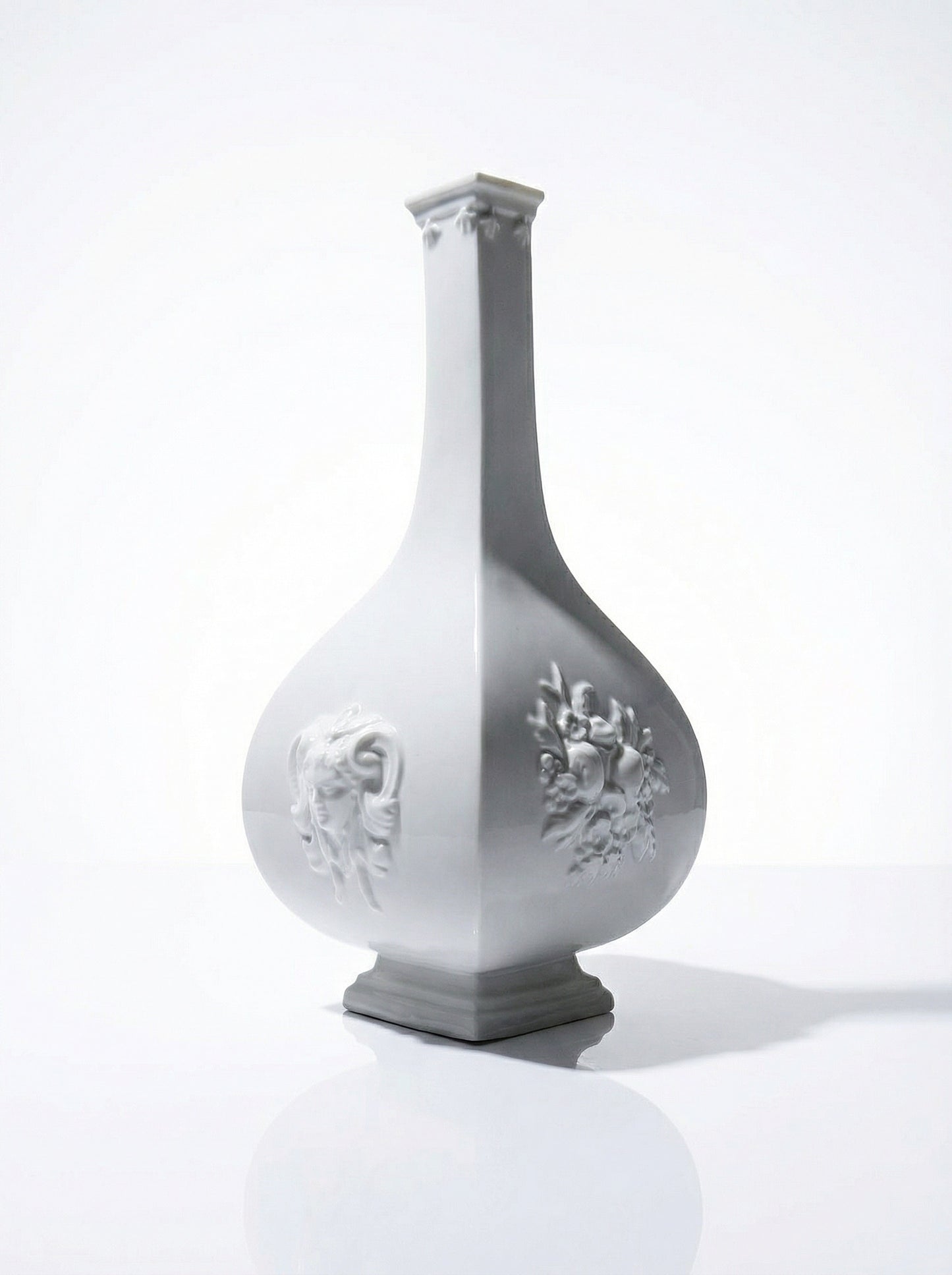 Vintage Vase von Sheffield und Haviland für Limoges, Meissen Reproduktion, weißes Porzellan