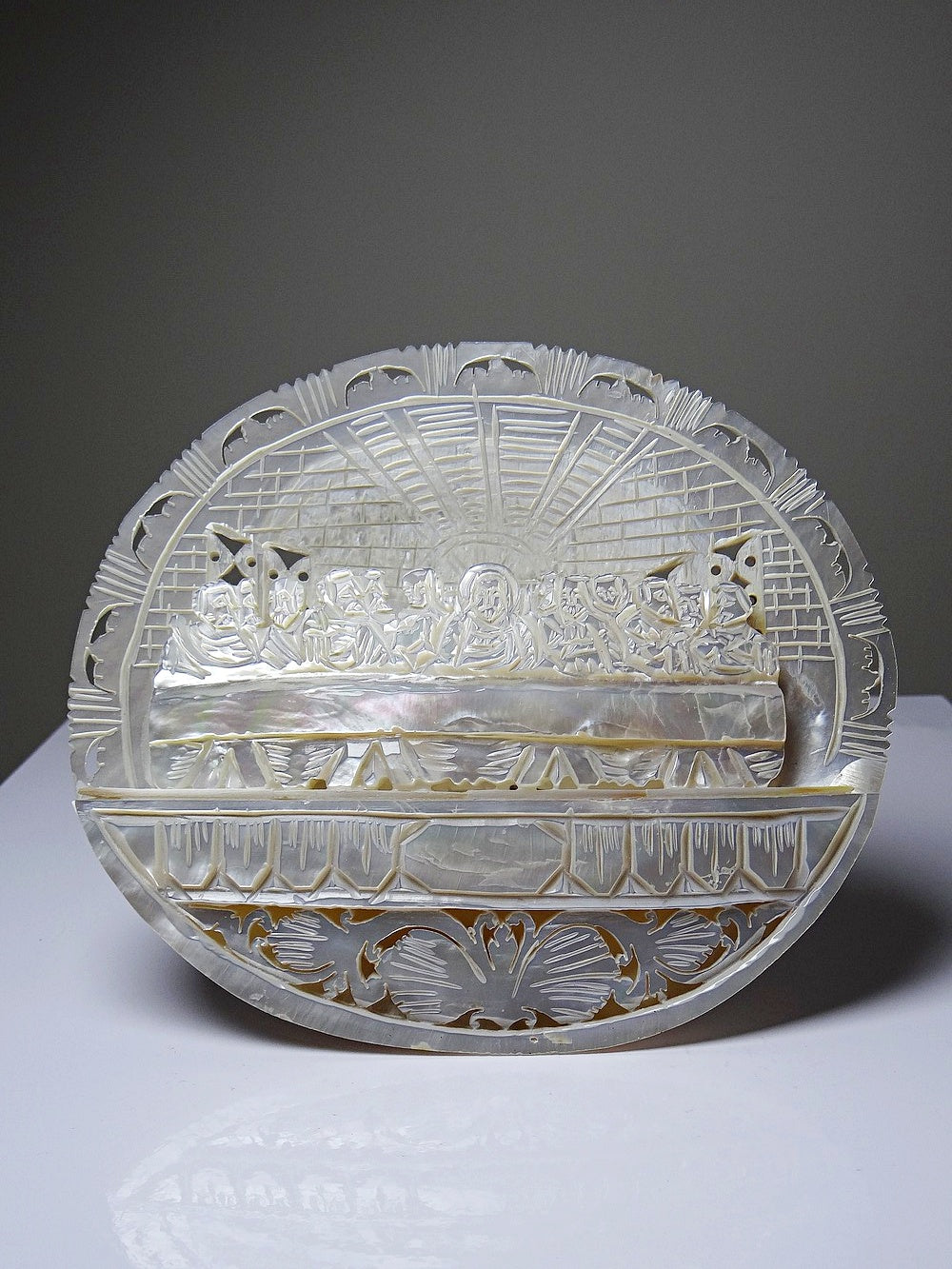 Vintage Votivtafel "The Last Supper" aus Bethlehem, Perlmutt geschnitzt und durchbrochen