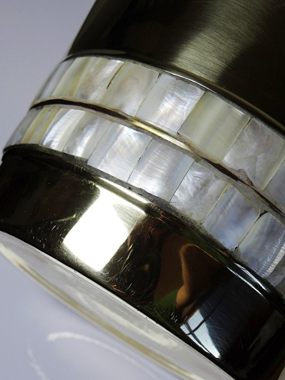 Vintage Servieraccessoire Champagnerkühler goldfarben mit Perlmutt