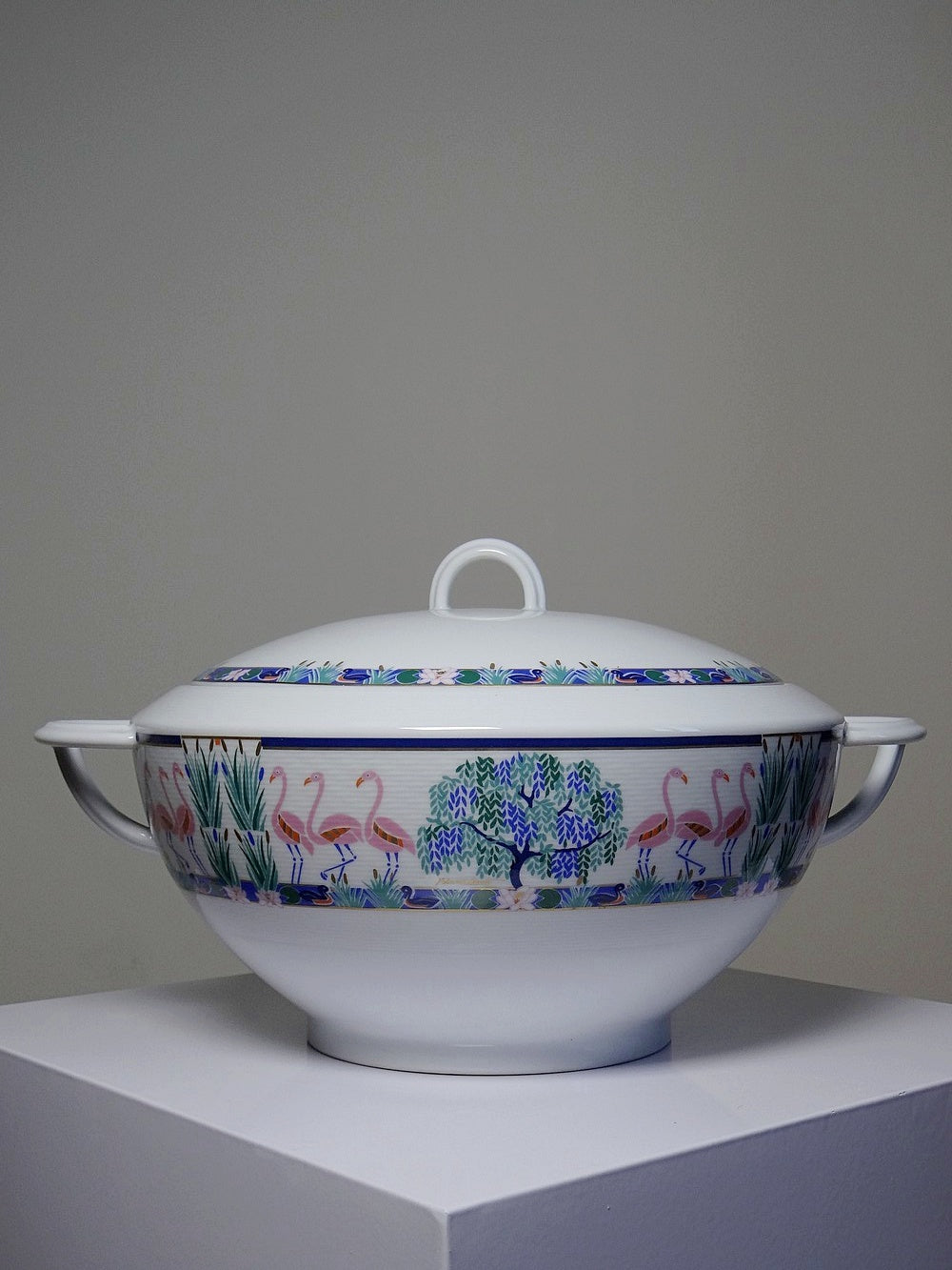 Vintage Servieraccessoire Flamants Roses Soupiere von Elisabeth Borel für Bernardaud Weiß