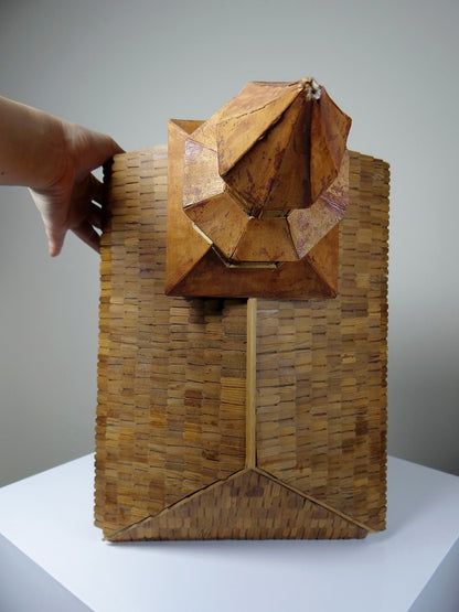 Vintage Kirchenmodell Iglesia Nercon Chiloe Chile Holz, Papier, Glas, grün, braun