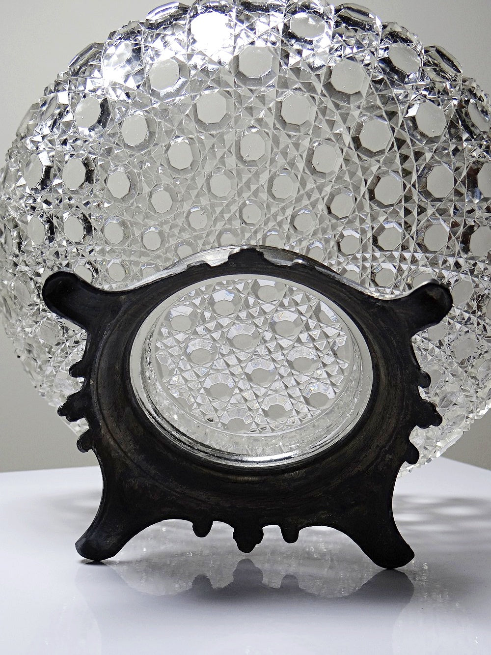 Vintage Schale von Baccarat für Pressglas mit Zinnfuß durchsichtig
