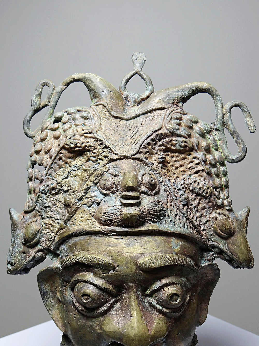 Vintage Maske Bamoun für BraunDekoration Afrikanische Bronze-Maske aus Kamerun