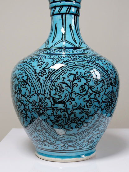 Vintage Vase Iznik Türkis von persisch Schwarzdekor Glasurkeramik