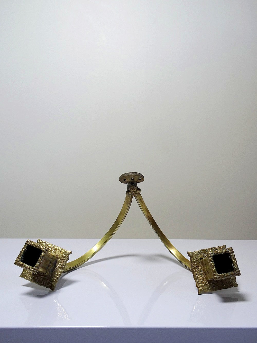 Vintage Wandkerzenhalter "à la financière" 2-flammig aus vergoldeter Bronze