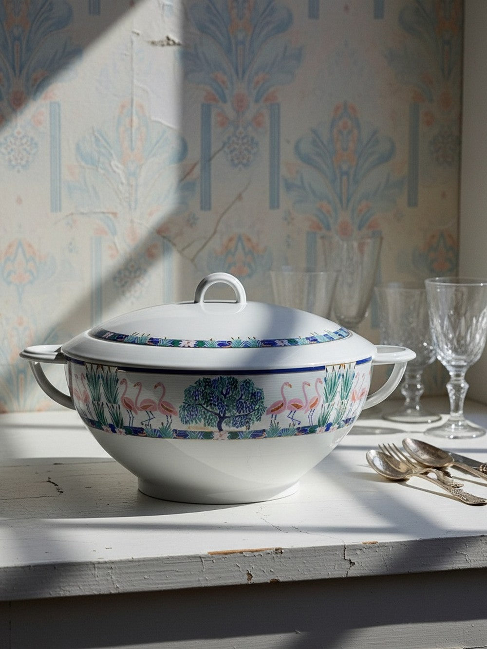 Vintage Servieraccessoire Flamants Roses Soupiere von Elisabeth Borel für Bernardaud Weiß