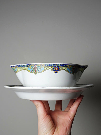 Vintage Sauciere Lunéville Opaque von Lunéville für France polychromes Dekor
