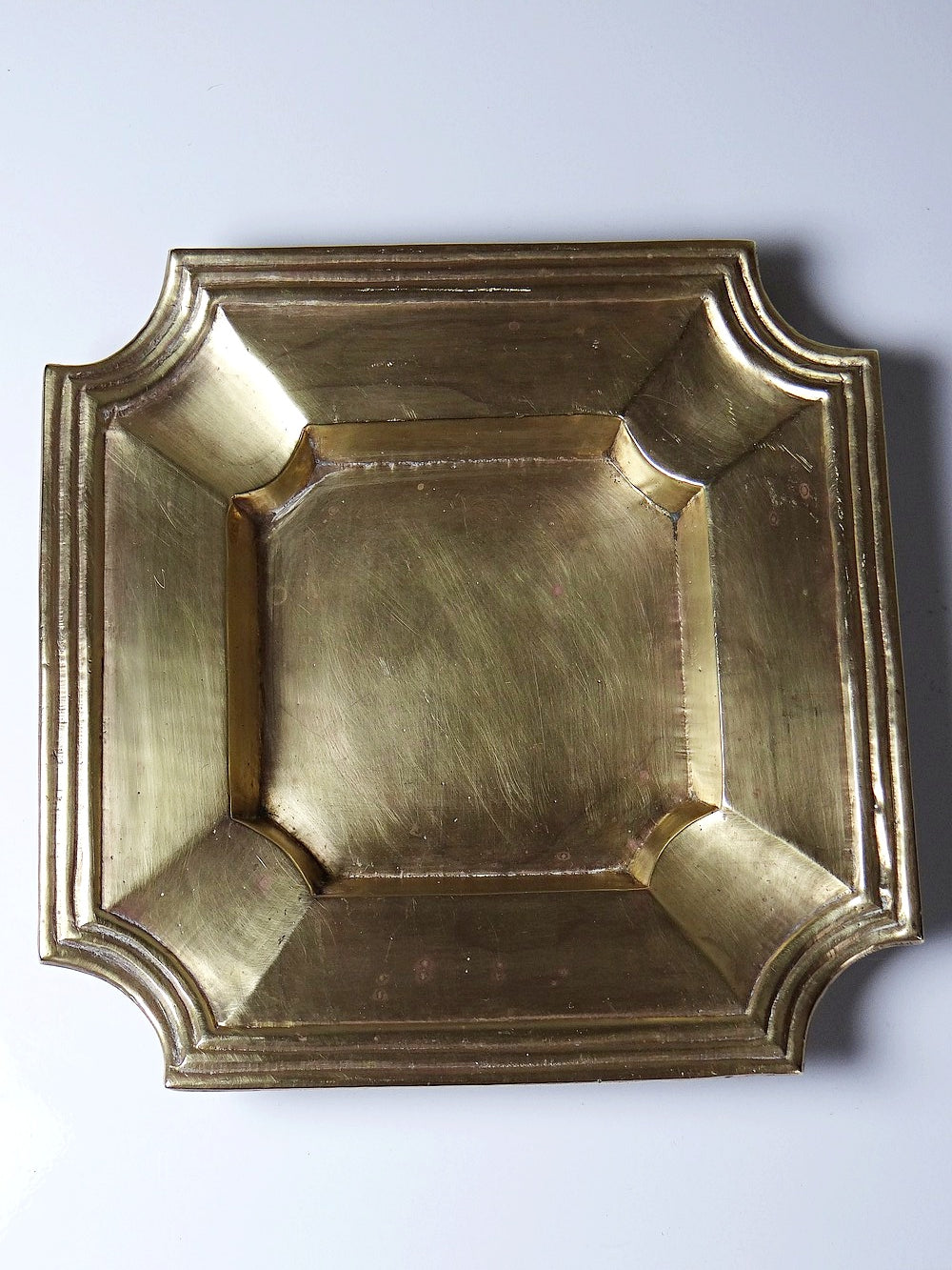 Vintage Art déco Leerschale oder Aschenbecher aus Messing, geometrisch, 1930er-1940er