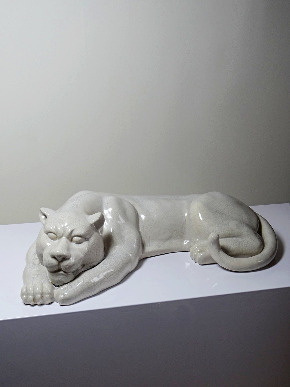 Vintage Panther Figur aus craqueliertem Steingut