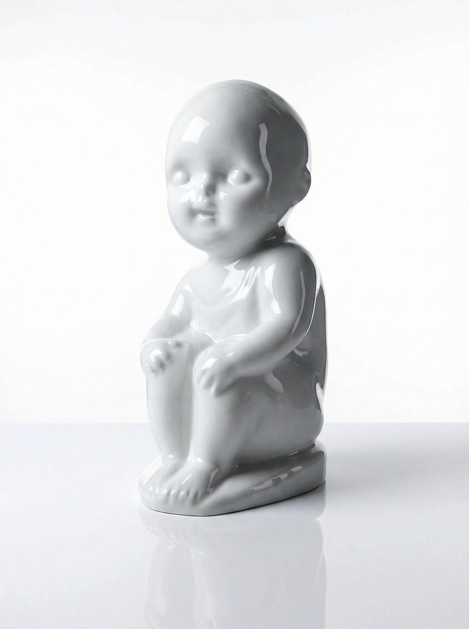 Vintage Porzellanfigur von UC Limoges Weiß Kunstobjekt