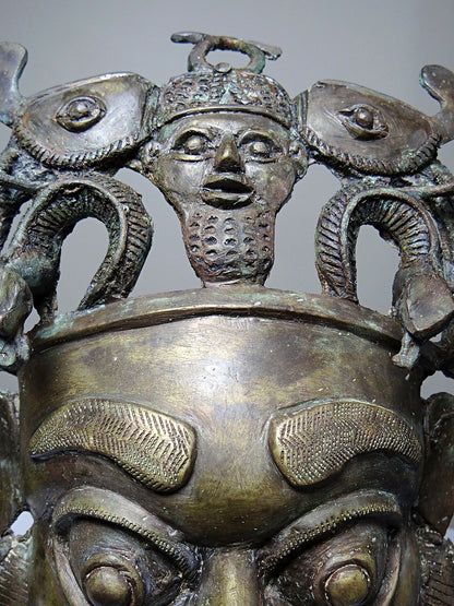 Vintage Bronzemaske Bamoun Kamerun braun Dekoration