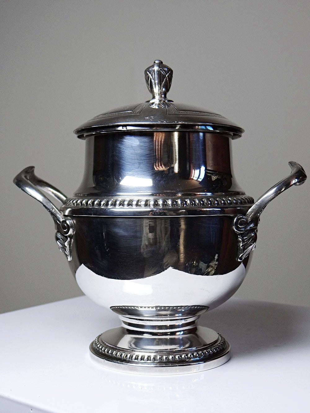Vintage Zuckerdose SilberServieraccessoire mit Deckel und 2 Griffen, Frankreich 1880-1930