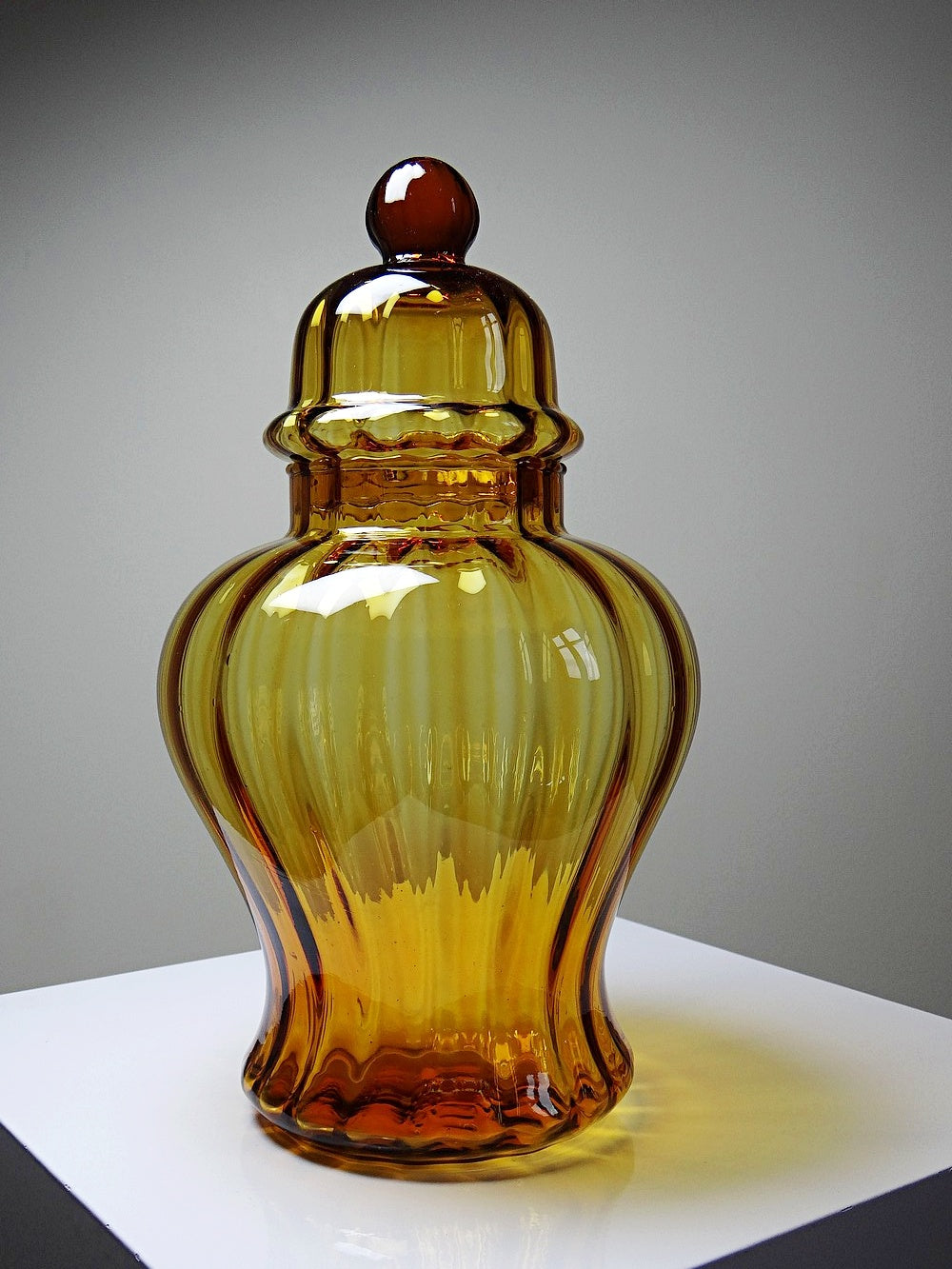 Vintage Bonbonniere aus mundgeblasenem Empoli-Glas, bernsteinfarben, Italien