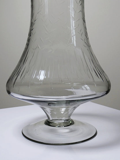 Vintage Vase graviertes mundgeblasenes Glas durchsichtig, sehr groß, antiker Stil